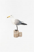 Seagull on wooden stilts D2254