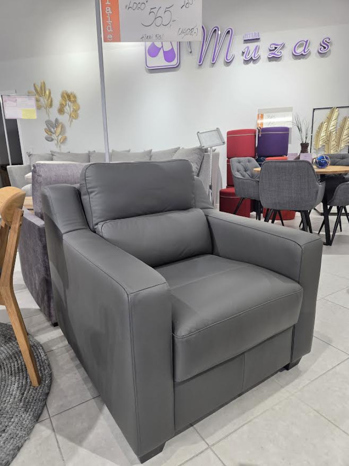 Ādas atpūtas krēsls LOGO Ādas atpūtas krēsls LOGO