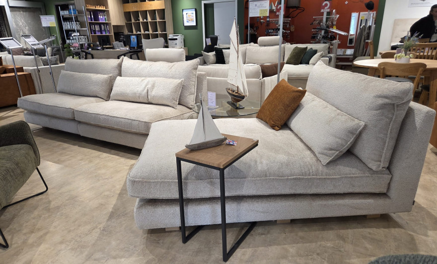 Passion modulējams dīvāns