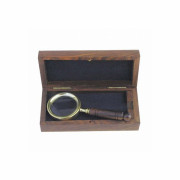 Magnifier with wooden handle Nr.9007