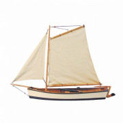 Wooden fishing boat with sails 5111